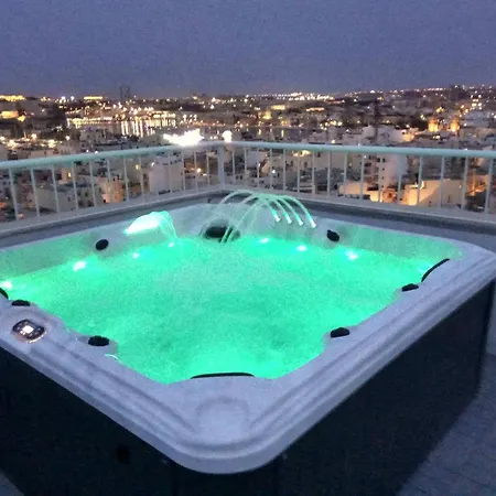 شقة Wonderful With Shared Jacuzzi And Panorama Rooftop