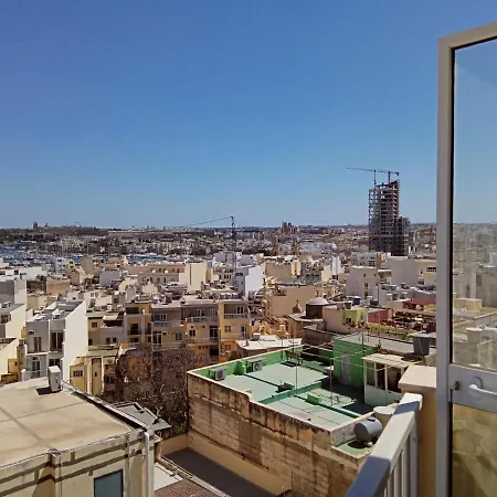 Appartamento Wonderful With Shared Jacuzzi And Panorama Rooftop Gzira