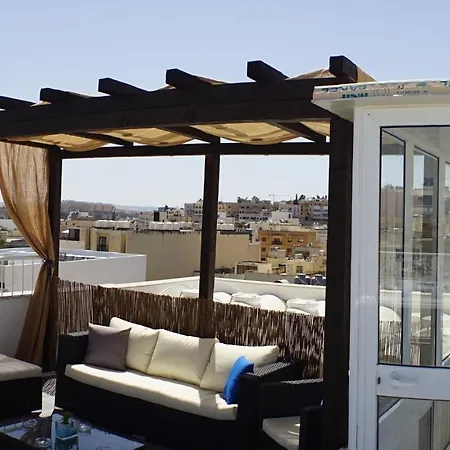 Wonderful With Shared Jacuzzi And Panorama Rooftop アパート *
