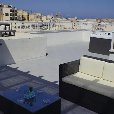 Wonderful With Shared Jacuzzi And Panorama Rooftop *