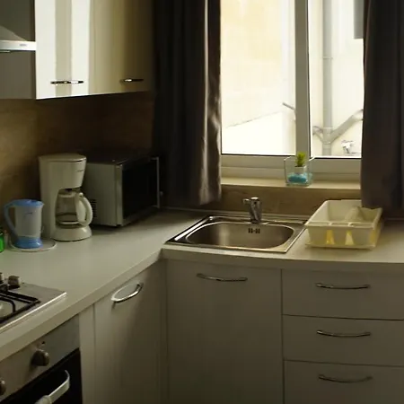 Wonderful With Shared Jacuzzi And Panorama Rooftop