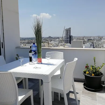 Wonderful With Shared Jacuzzi And Panorama Rooftop *