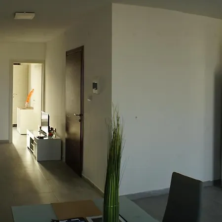 Wonderful With Shared Jacuzzi And Panorama Rooftop Appartement Gzira