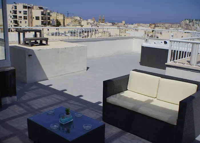 Wonderful With Shared Jacuzzi And Panorama Rooftop *