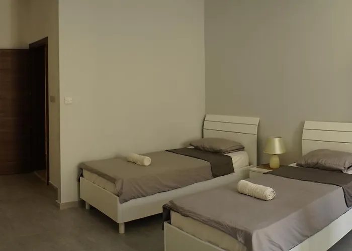 Wonderful With Shared Jacuzzi And Panorama Rooftop Gzira