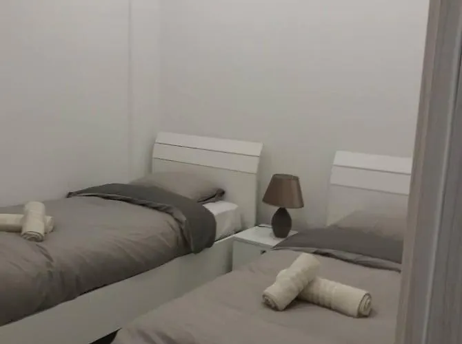 Wonderful With Shared Jacuzzi And Panorama Rooftop Apartamento Gzira