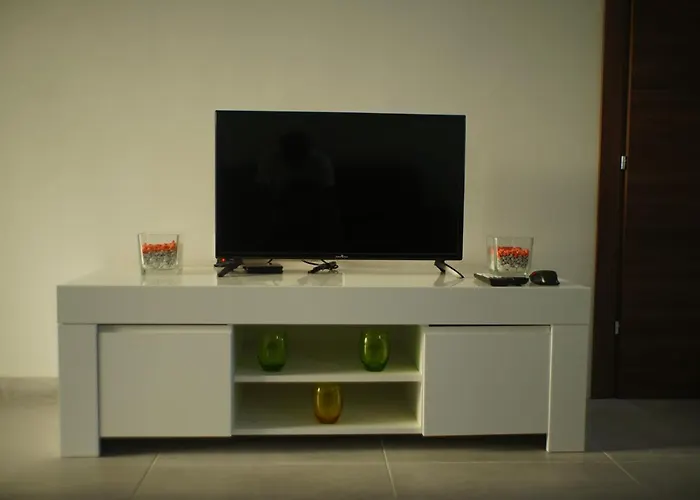 Wonderful With Shared Jacuzzi And Panorama Rooftop