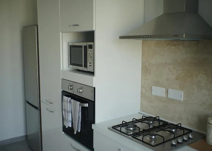 Wonderful With Shared Jacuzzi And Panorama Rooftop Apartamento Gzira